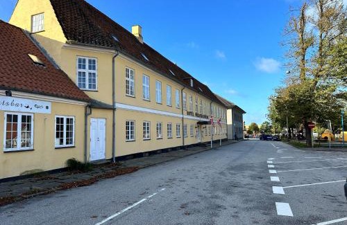 Halsnæs Kommune Hotel | Frederiksværk Hotel