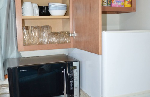 Kenai House | Free Alaskan treats and breakfast items in equipped kitchenette with DW/MW/F
