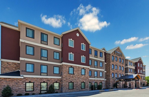 Amarillo Condo | Free Breakfast, Indoor Pool | Near Baptist St. Anthony's Hospital