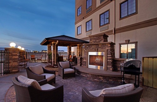 Odessa Condo | Free Breakfast. Outdoor Pool. Gym. Near the University of Texas Permian Basin!
