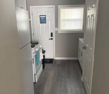 Atlanta Apartment | Free Parking! Apartment for You -Ground Floor