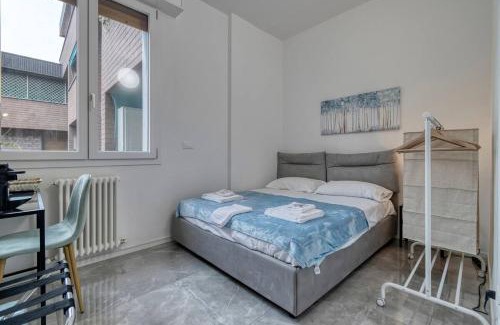 San Donato-San Vitale Apartment | FREE Parking Large Apartment x11 with 4 bathrooms
