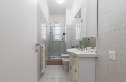 Maggiolina Apartment | Free Private parking - 5 min to Metro - Access Control Guard - Quiet