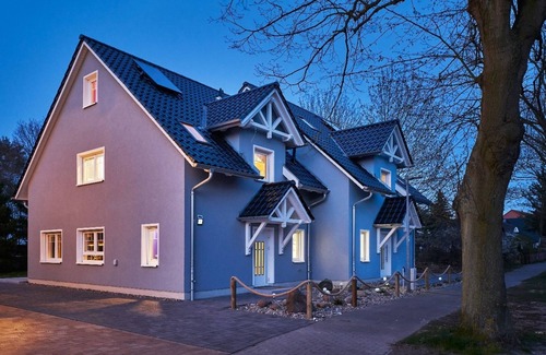 Kroeslin Cottage | Freester Kapitänshäuser