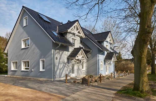 Kroeslin Cottage | Freester Kapitänshäuser