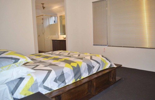 White Gum Valley House | Fremantle Colonial Lodge 2