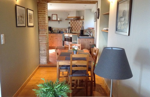 Eus Apartment | French Pyrenees/Mediterranean Village Cottage