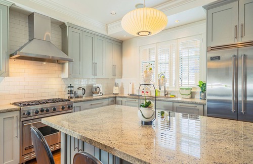 Dunbar House | Fresh & Enchanting Oasis in Central Vancouver