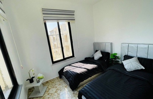 Suwailih Apartment | Fresh Remodel Apt with New AC