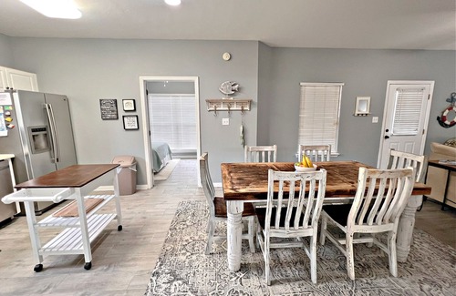 Fort Morgan House | 🏖️ FRESH REMODEL! Come & Enjoy🌊 🎣 The fish are biting🎣