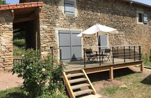 Cortambert Cottage | Freshly renovated barn near Cluny