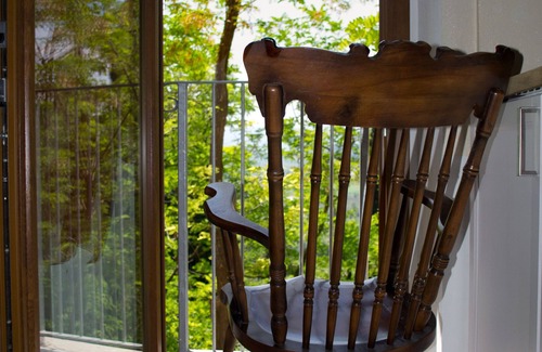 Peccioli Apartment | Friendly Quiet Rustic 6/8 Sleeps Apt Near Woods