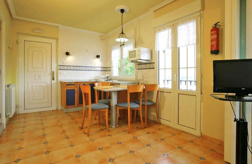 El Manto Apartment | Friendly vacation apartment with sea view.