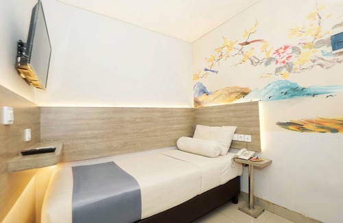 Solo City Centre Hotel | Front One Budget Hotel Slamet Riyadi Solo