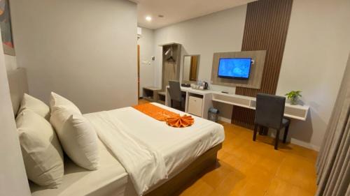 Semarang Hotel | Front One HK Resort Simpang Lima