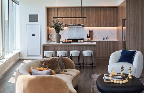 The Loop Apartment | Front Row to the Lake & Skyline: Epic 60th Flr 3BR