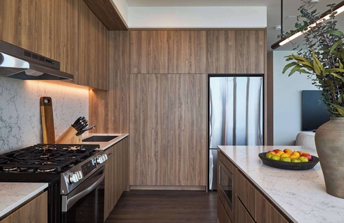 The Loop Apartment | Front Row to the Lake & Skyline: Epic 60th Flr 3BR