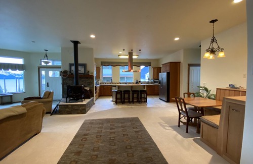Seward House | Front Row Townhouse