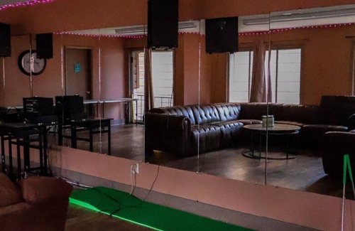 Waynesboro Hotel | Frontier Hideaway Room 34