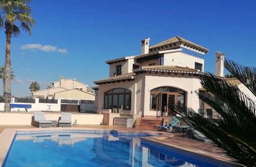 Hacienda del Alamo Villa | Frontline Golf*Sth Facing Pool*Spa*BBQ*Pool Table Hacienda Del Alamo Golf Resort