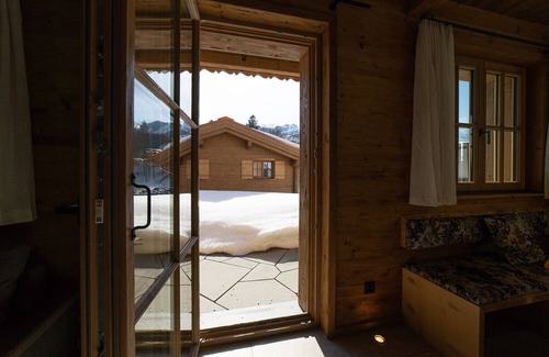 Wildhaus Ski Chalet | Frümsel 4-room chalet near the mountain railways