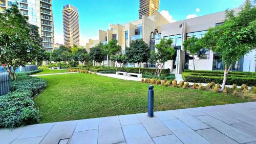 Downtown Dubai Apartment | Full Burj Khalifa & Fountain Views Attached to Dubai Mall