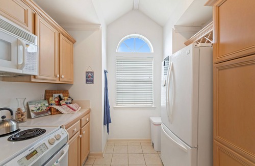 Lafayette House | Full Home on Sunstone with fast WiFi and easy access.