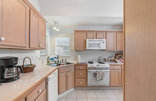 Lafayette House | Full Home on Sunstone with fast WiFi and easy access.