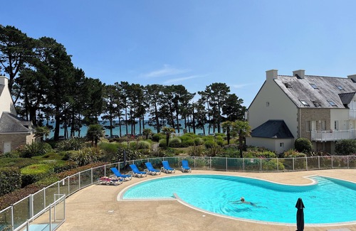 Kerherou Apartment | * FULL VIEW SEA/BEACH HEATED SWIMMING POOL-TERRACE-WiFi * Last min: 20-22/08 -10% Discount