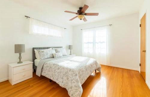 Northwest Anaheim House | Fullerton Adventure Basecamp - Short Trip To Disneyland