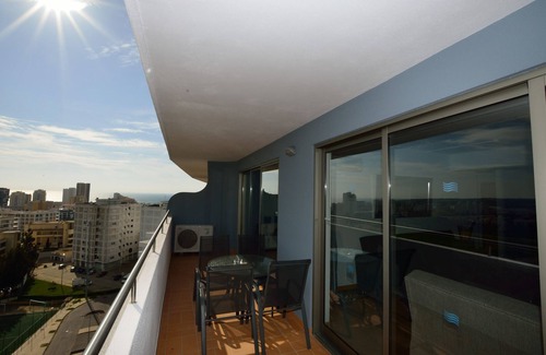 Praia da Rocha Apartment | Fully Air Conditioned Luxury 9th Floor Apartment with Balcony & Ocean Views