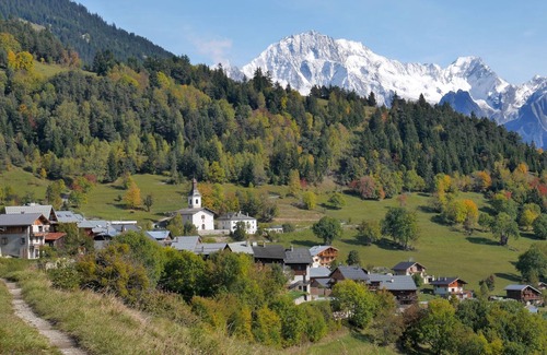Feissons-sur-Salins Apartment | fully equipped studio - wifi - in mountain village - view of the 3 valleys