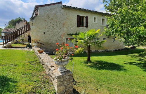 Caussens Cottage | Fully-equipped gîte for up to 7 people, with private pool.