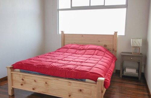 El Prado Apartment | Fully equipped Plaza del Sol apartment