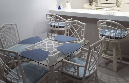 Stuart Condo | Fully furnished first floor condo steps from the beach!