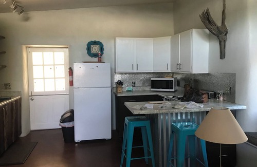 Jefferson Park Apartment | Fully Furnished Straw Bale Studio Casita