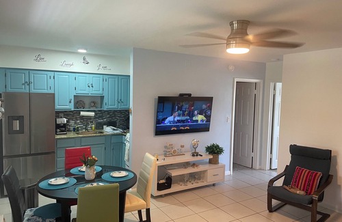 Marco Island Apartment | Fully remodeled 1/1 apartment