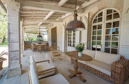 Pons House | Fully renovated farmhouse, swimming pool, 33-hectare estate, 3 terraces