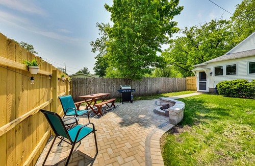 Lake Geneva House | Fully Renovated Historic 1800's Home, Walking Distance to Downtown LG