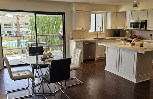 Palm Springs Apartment | Fully Renovated Oasis in Palm Springs with Pool View! Weekly, monthly discount!
