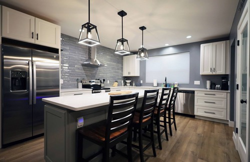 Sheboygan House | Fully renovated, updated, and high-end finished 5 bedroom facing the marina!