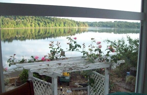 Shelton House | Fun adventures for you at The Lodge on Oakland Bay!