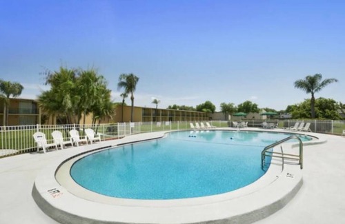 Winter Haven House | Fun and Relaxation in Winter Haven! 2 Queen Beds,