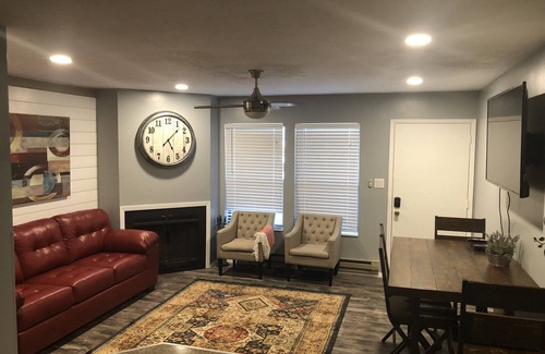 Wolf Creek House | Fun condo, Pineview Reservoir, powder mountain, lrg 2 bedroom.