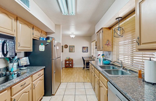 Tucson House | Fun, Dog-Friendly Home w/Game Room, Ping-Pong, Patio, Fast WiFi, & AC