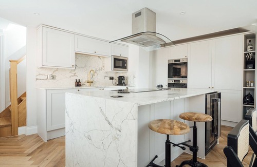 Colchester House | Fun, Luxury home in the heart of Colchester