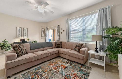 Regal Palms House | Fun Resort Lazy River & Arcade 15 Min to Disney