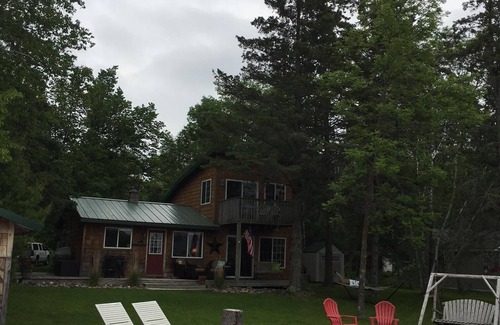 Hillman Cabin | Fun summer getaway, beach, fishing, water sports, clean lake, scrapbooking