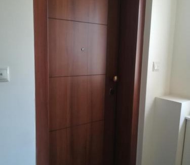 Attiki Apartment | Functional Studio in Sepolia Athens