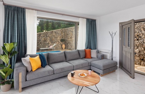 Doukades Villa | Fundana Villas -Villa